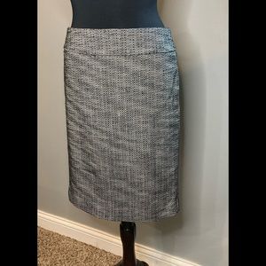 LOFT- Tweed knee-length pencil skirt